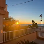 Beachfront Appartamento